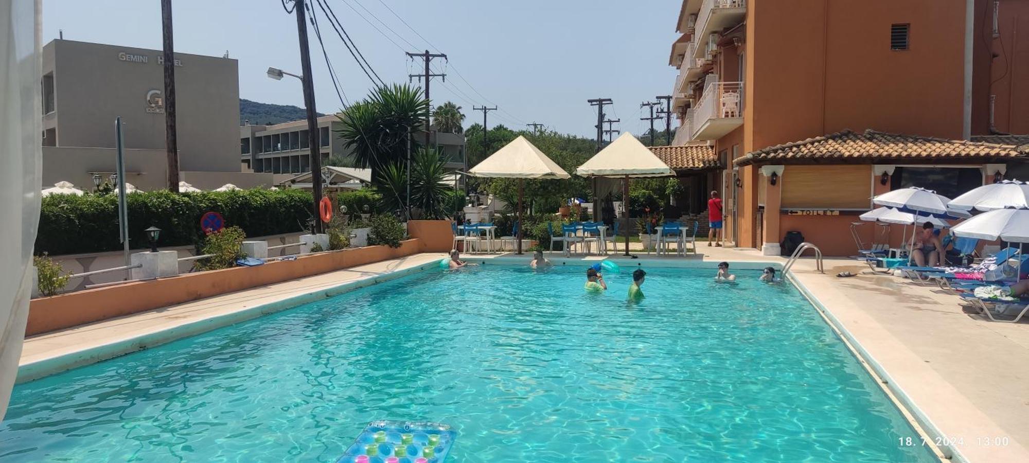 Pantheon Hall Hotel 메손기 외부 사진