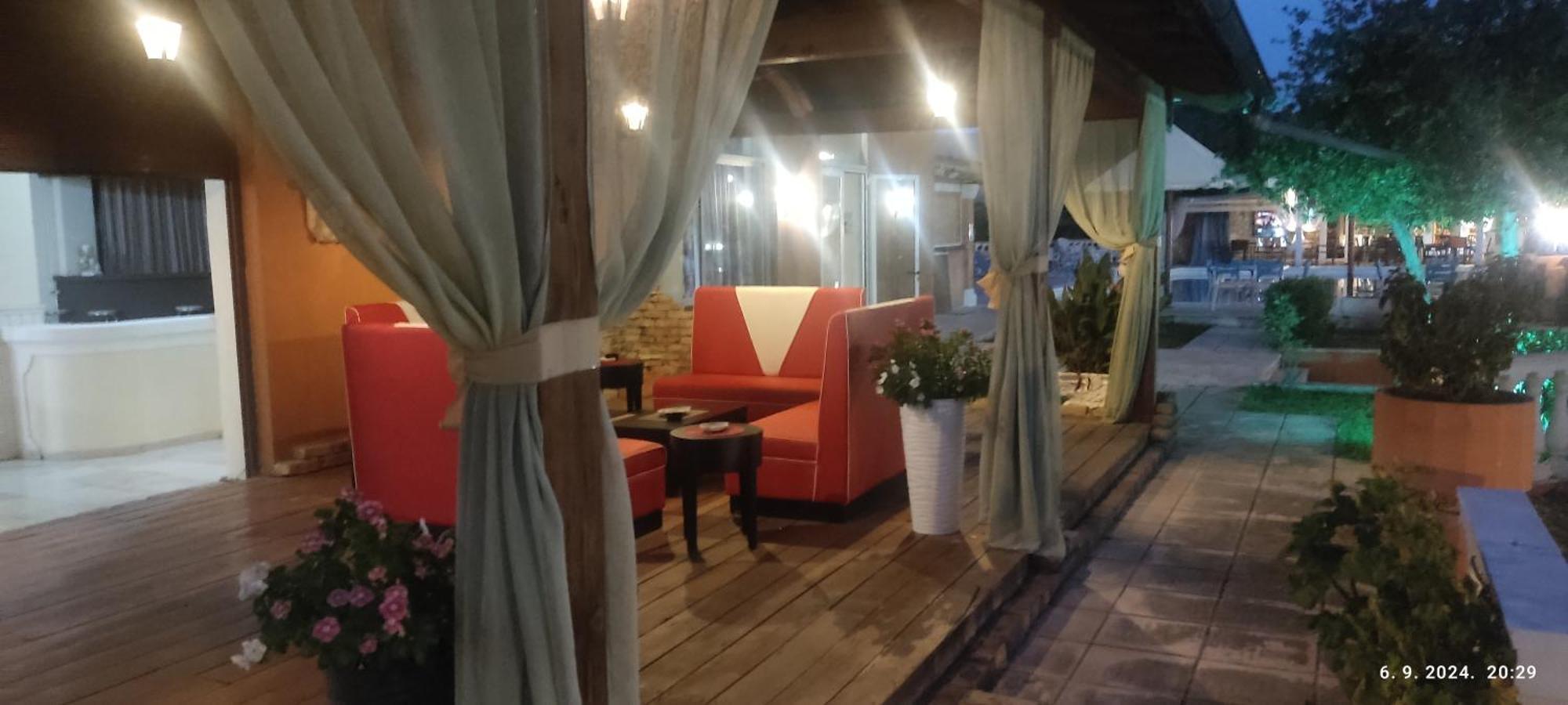 Pantheon Hall Hotel 메손기 외부 사진